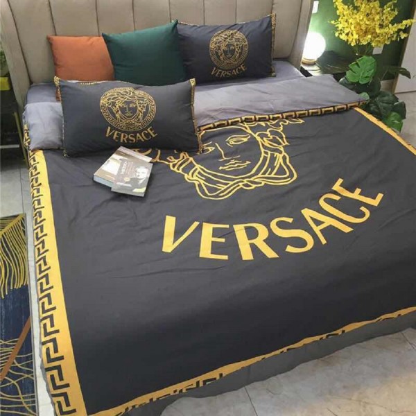 ハイブランドグッチ寝具４点セットコピー 布団カバー Versace ベッドカバー 枕カバー(2枚) ルイ.ヴィトン激安 コットン100％インスタグラム風 シンプル お洒落シャネル  ベッド用品 上品