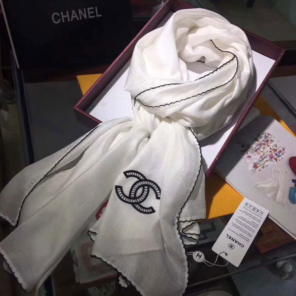 ROG CHANEL シャネルのカシミヤの両面マフラーです - 小物