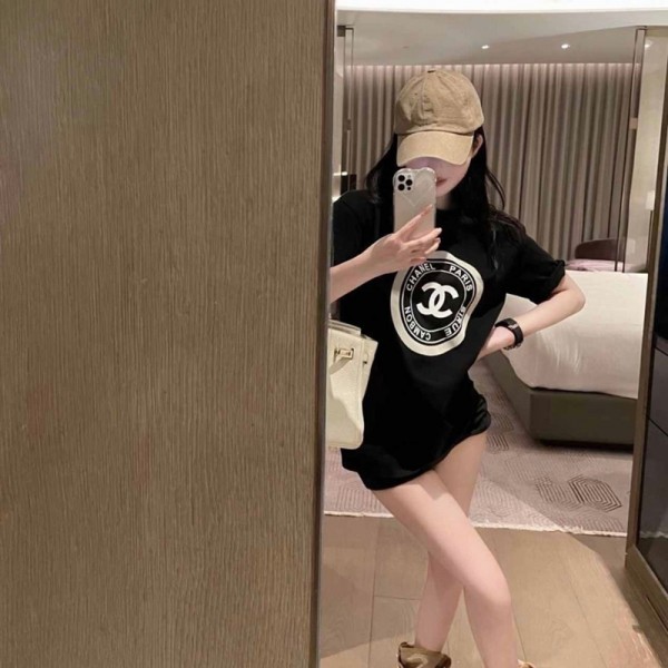 Chanel シャネルブランド半袖tシャツメンズ ハイブランド親子tシャツ 90¬160CM 偽物 レディース 夏tシャツ ブランド かわいい 大人の上質Tシャツ 子供服 ペアルック S¬3XL