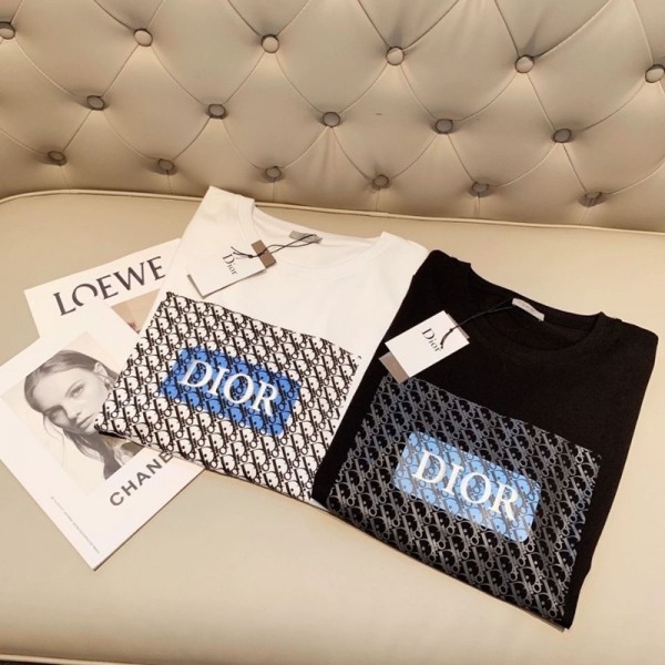 Dior ディオールブランドキッズ半袖tシャツ ハイブランド子供tシャツ 偽物 レディースメンズ ブランドペアルックtシャツ 高品質 韓国tシャツ 激安