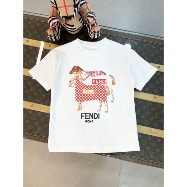 Fendi フェンディブランドキッズ半袖tシャツ韓国 パチモン ペア揃い tシャツ 男女兼用Tシャツ カットソー ペアカップル20代 30代40代tシャツ 激安パロディ 90¬160cm S¬3XL 