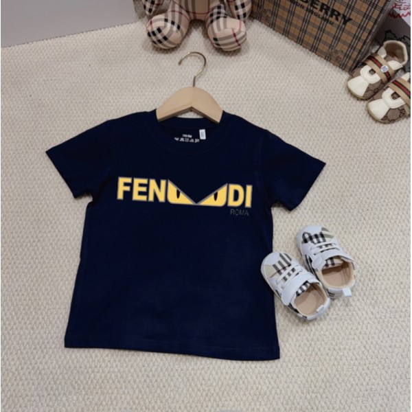 Fendi フェンディ半袖tシャツハイブランドキッズ夏tシャツ ブランドペアルックｔシャツ かわいい 大人の上質Tシャツ ペア揃いtシャツ ユニセック ブランド