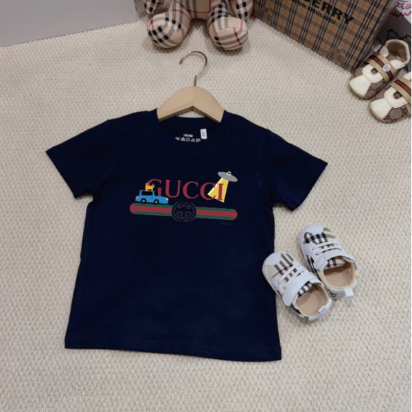 Gucci グッチブランドメンズ半袖tシャツ ハイブランド子供tシャツ 偽物 レディースメンズ 夏tシャツ ブランド かわいい20代 30代40代 ペアルック tシャツ 激安 パロディ