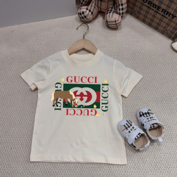 Gucci グッチペアルックtシャツハイブランド夏tシャツ 上着 カジュアル ブランド子供tシャツ 高品質 ブランド親子服 コピー 激安屋 S¬3XL 