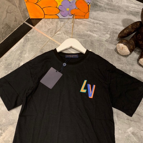 ハイブランドLv ルイヴィトン黒白tシャツ 夏 ハイブランドメンズ半袖tシャツ 男女兼用 韓国 tシャツ 子供tシャツ ユニセックtシャツ ブランド親子服　