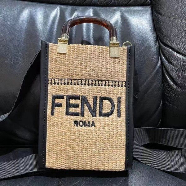 ブランド FENDI バッグ カゴバッグ フェンディminiトートバッグ かわいい かごバッグ ショルダーバッグ 高品質ミニハンドバッグ レディースバッグ 大人気 ビーチ レジャー