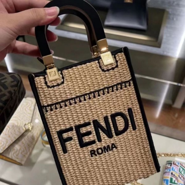 ブランド FENDI バッグ カゴバッグ フェンディminiトートバッグ かわいい かごバッグ ショルダーバッグ 高品質ミニハンドバッグ レディースバッグ 大人気 ビーチ レジャー