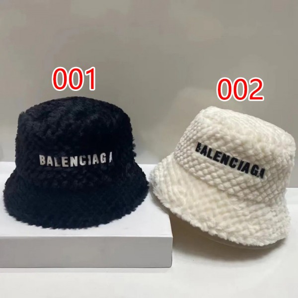 ブランド Balenciaga レディース帽子 バケットハット モコモコハット バレンシアガ 女子 フリースハット ふわふわ 暖かい 起毛 コーディネート良い 防寒帽子 冬向け 立体ラバーロゴ付き