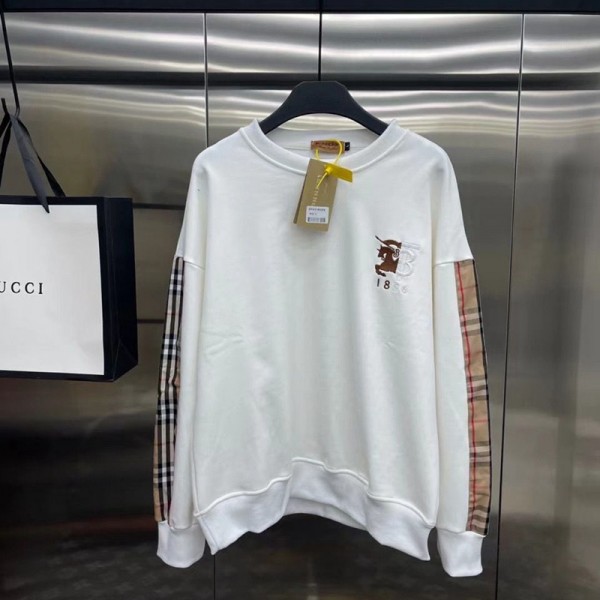 ハイブランド バーバリー パーカー メンズtシャツ 長袖 春秋冬向け 丸首 コットン製 Burberry厚手シャツ 高品質 カジュアル 裏起毛 プルオーバー 刺繍付き チェック パッチワーク設計 ファッション 個性 潮流スタイル 男子 シンプル上着