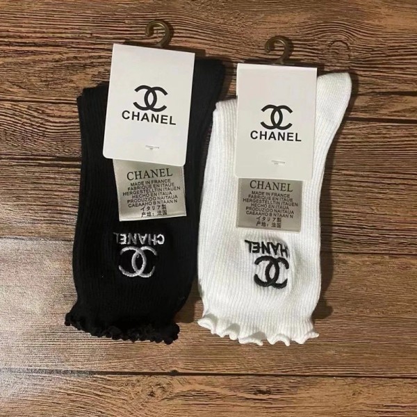 ブランド Chanel ソックス 2足セット 高品質 グッチ 靴下 100％コットン 精緻 刺繍付き 上品 ミドル ソックス かわいい ストキング レディース向けパイピング黒白 高級 ソックス