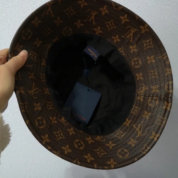 ブランド ルイヴィトン2021新作 ハット LV 日除け帽子 女の子 おしゃれ フィッシャーマンハット 高級レザー コディネート良い 贅沢 カジュアル キャップ 快適 メンズ アクセサリー激安