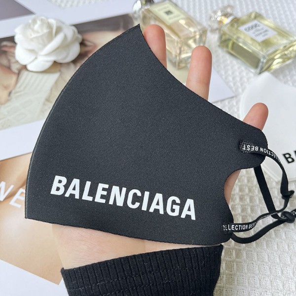 ブランド BALENCIAGA 洗えるマスク 年中使えるマスク 耳が痛くない バレンシアガ マスク 洗えるマスク フィット マスク3Dマスク子供 個別 白黒マスク 男女兼用 フィット感 呼吸しやすい 伸縮性 繰り返し使える