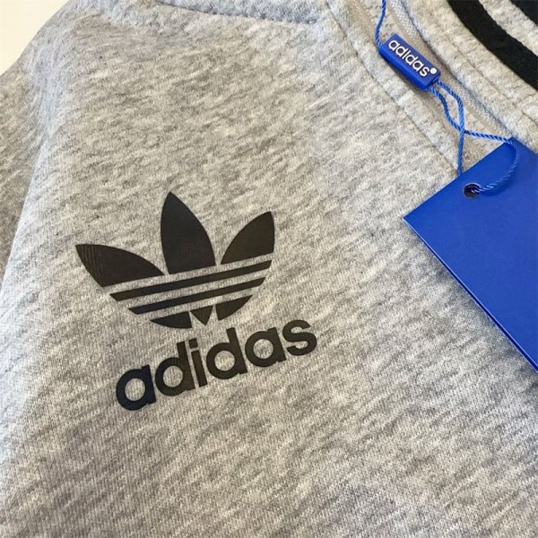Adidas アディダスブランド子供服 ジャージ キッズ 男の子 セットアップ 春 秋 服 長袖 ボーイズ トレーナー スポーツパンツ 子供 上下セット ジャージ 男の子 スウェット スウェットパンツ セットアップ キッズ カジュアル 韓国 お洒落 男の子服 90 - 150cm