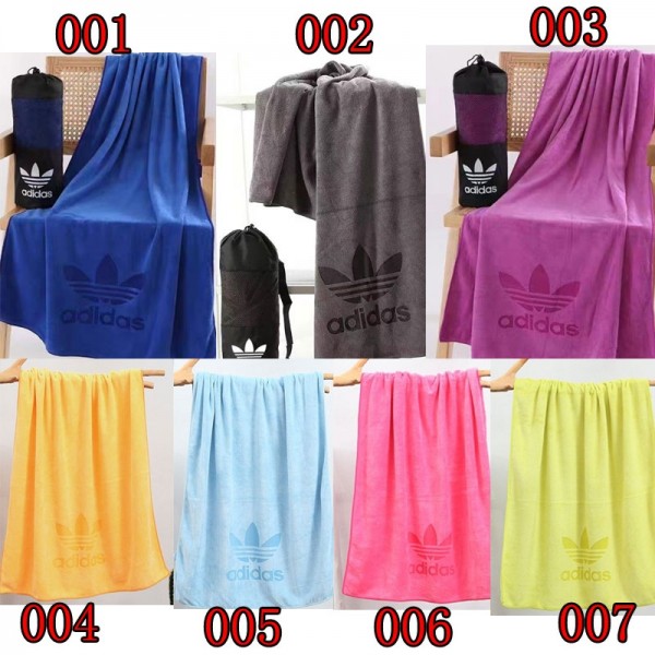 Adidas アディダスハイブランドバスタオル シャワータオル マイクロファイバー 大判 70*140cm 吸水速乾 ふわふわ スポーツタオル 瞬間吸水 部屋干し お風呂上がり耐久性 バス用品 ビーチタオル