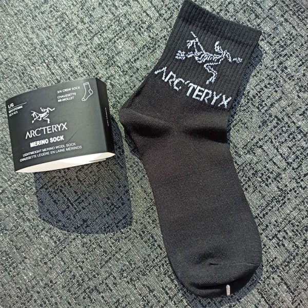 ARC'TERYX アークテリクスコットン 靴下 メンズ 通気性 ブランドミドルソックス 高品質 浅口ソックス 3足セット 女の子好き 韓国上質な コットン ソックス くつした