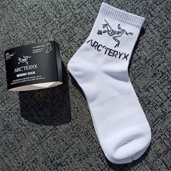 ARC'TERYX アークテリクスコットン 靴下 メンズ 通気性 ブランドミドルソックス 高品質 浅口ソックス 3足セット 女の子好き 韓国上質な コットン ソックス くつした