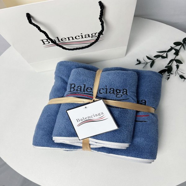 人気ブランド バレンシアガ タオル フェイスタオル バスタオル 2枚入れ 極細繊維100％ 超吸水 BALENCIAGA 高品質タオル ソフトタオル 速乾 精緻 刺繍ロゴ柄 流行り おしゃれ 4カラー