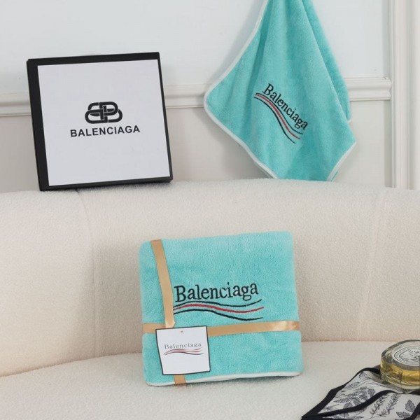 Balenciaga バレンシアガビーチバスタオル 激安人気 ビーチタオル軽量 ハイブランド多用途タオルフェイスタオル ブランド 人気