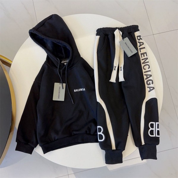 Balenciaga バレンシアガハイブランドキッズ スウェット 上下セット パジャマ 裏起毛 長袖 長ズボン ルームウェア 部屋着 ジュニア 90 - 150cm スポーツウェア ゆったり 人気 カジュアル 普段着 通学