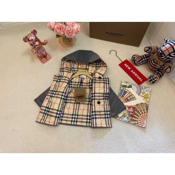 Burberry バーバリーブランド子供服 女の子 ロングジャケット 中綿ート アウター 長袖 ブルゾン アウター ボーイズ キッズ ガールズ カジュアル おしゃれ 可愛い 73-100cm 春秋冬 通園 通学 普段着 アウトドア