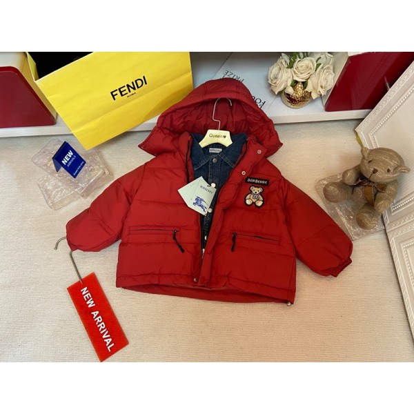 Burberry バーバリーハイブランド キッズ ダウンジャケット 中綿コート 厚手 中綿入り 冬 男の子 子供 新年お祝い アウター フード付き スタンドカラー フルジップ 厚手 ガールズ ジャンパー パーカー 110-170cm