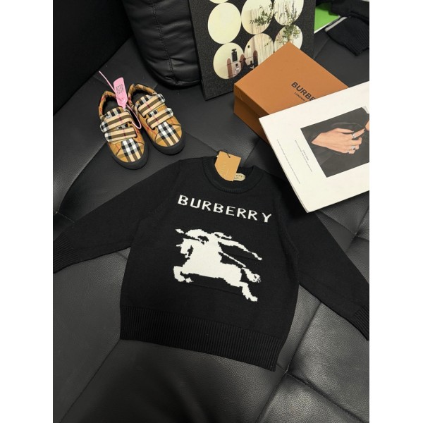 Burberry バーバリーブランド子供 セーター 男の子 黒い ベビー服 女の子 90¬150cm 長袖 厚手 防寒 かわいい キッズニット プルオーバー 韓国 シンプル トップス 伸縮性 柔らかい カジュアル キッズ ジャンパー 普段着 通園 通学 お出かけ 子供服