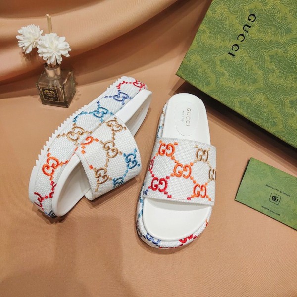 Gucci グッチハイブランド厚底スリッパ 室内 前開き リネン 室内 通気性 蒸れない いつでもサラサラ 素足 履き心地 気持ちいい もふもふほわほわ レディース 225¬275cm