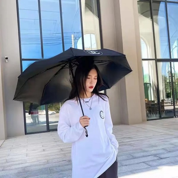 シャネル ハイブランド 傘 ファッション 雨傘 高品質 ブラック 日焼け止め CHANEL 日傘 折りたたみ雨傘 晴雨兼用  おしゃれ 耐久性 防風 