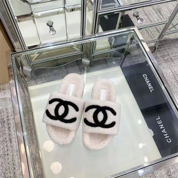 <高品質>CHANEL ブランド スリッパ ルームシューズ シャネル 秋冬用スリッパ ボアサンダル 可愛いデザイン 防寒 暖かい 北欧 おしゃれなスリッパ ボアスリッパ あったかスリッパ 室内履き 室外履き 軽量 洗える 滑り止め 防水底 静音 男女兼用