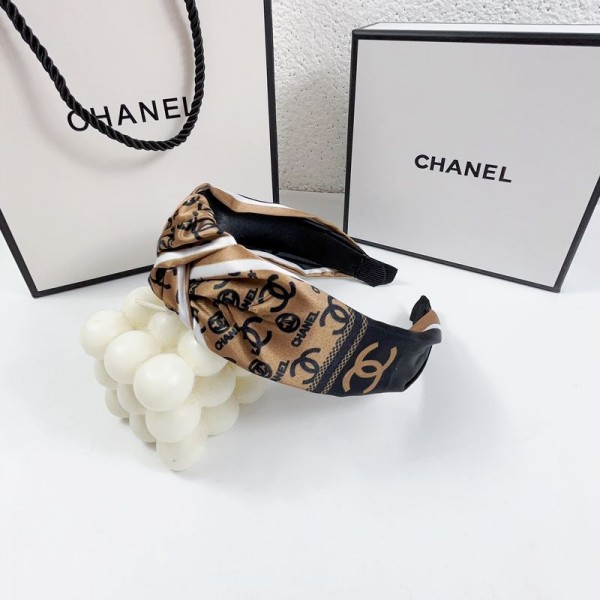 Chanel シャネル ブランド ヘアアクセサリー ヘアバンド 髪カチューシャ もこもこ かわいい ヘアターバン ふわふわ キュート髪飾り レディース愛用アクセサリー 肌に優しい