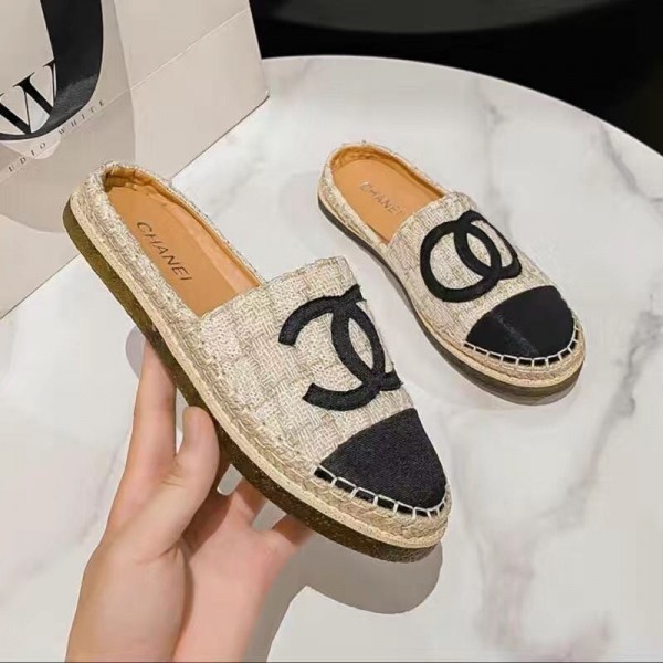 シャネルオフィス靴 ローヒール モカシン ドライビングシューズ Chanel ローファー レディース パンプス 黒 ぺたんこ 痛くないレザースリッパ ルームシューズ 高級 室内履き 汚れにくい 水拭き 静音 滑り止め 業務用 来客用 携帯用 オールシーズン