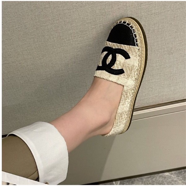 シャネルオフィス靴 ローヒール モカシン ドライビングシューズ Chanel ローファー レディース パンプス 黒 ぺたんこ 痛くないレザースリッパ ルームシューズ 高級 室内履き 汚れにくい 水拭き 静音 滑り止め 業務用 来客用 携帯用 オールシーズン