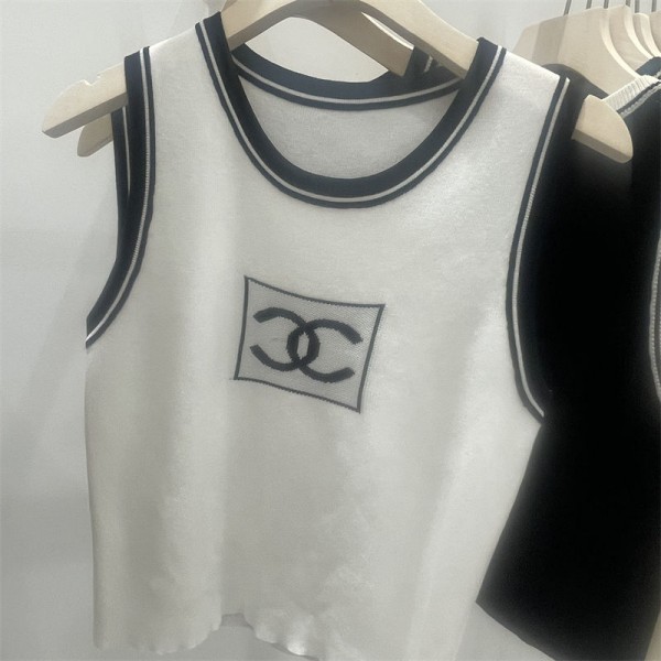 Chanel シャネルハイブランドタンクトップ レディース リブニット キャミソール  スクエアネック 肩紐太め インナー トップス ノースリーブ 重ね着 通気性 柔らか 
