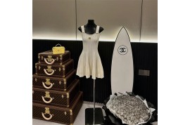 ミュウミュウニットワンピース セリーヌサンバイザー 激安 グッチサンダルスリッパ