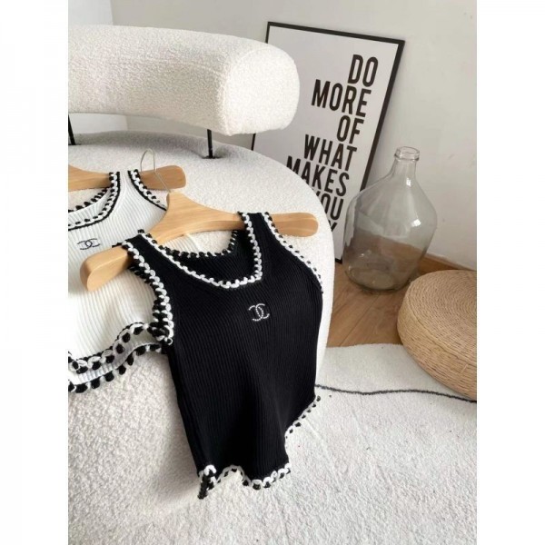 Chanel シャネル ブランド レディース ニットキャミソール タンクトップボタン ニット リブニット生地 セクシー ノースリーブ トップス インナー リブキャミソール おしゃれ 重ね着インナー ベーシックタンクトップ