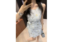 シャネル韓国タンクワンピース ルイヴィトントートバッグ フェンディエアコン毛布