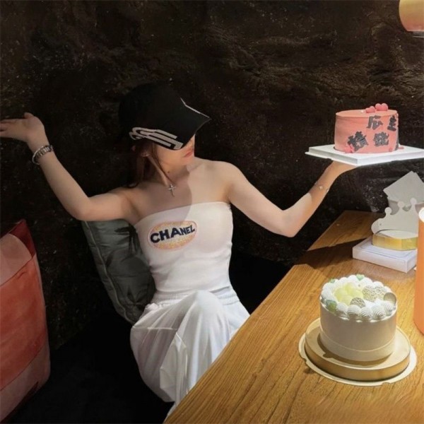 Chanel シャネルブランドチューブトップ ショート丈 キャミソール タンクトップ レディース ノースリーブ トップス ブラック インナー重ね着 シンプル きれいめ ブラ ヨガ ルームウェア 軽量 フィット感 ブラック