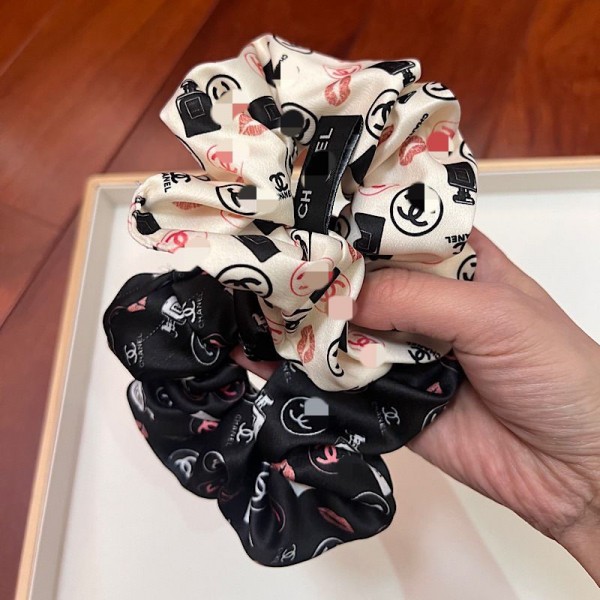 シャネルシュシュ ヘアシュシュ Chanelヘアゴム おしゃれ 大人 髪シュシュ 髪ゴム 可愛い 髪飾り プレゼント 女の子 花柄 レディース ボリュームシュシュ エレガント