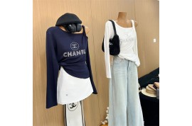 シャネル肩出しＴシャツ ミュウミュウ三日月型バッグ かわいい グッチ柔らかい毛布