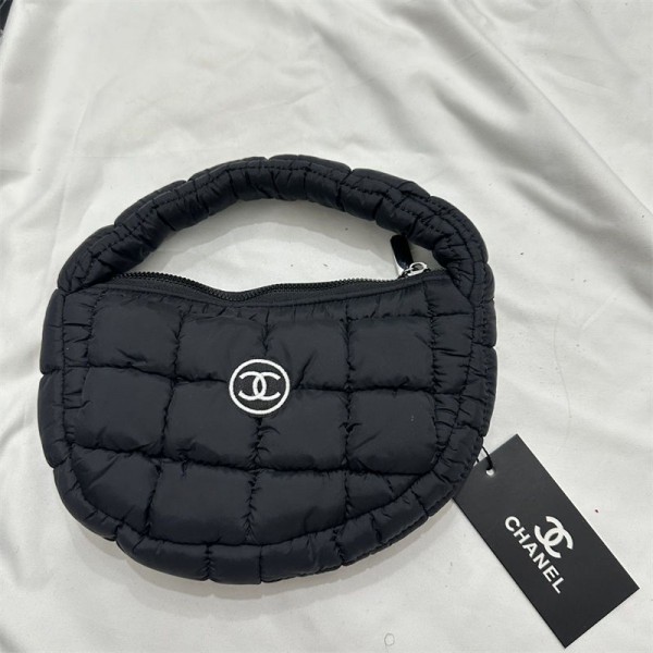 Chanel シャネルブランドハンドバッグ三日月型バッグかわいいハイブランド手提げカバン大容量ブランドミニバッグコーデ 韓国 おしゃれ