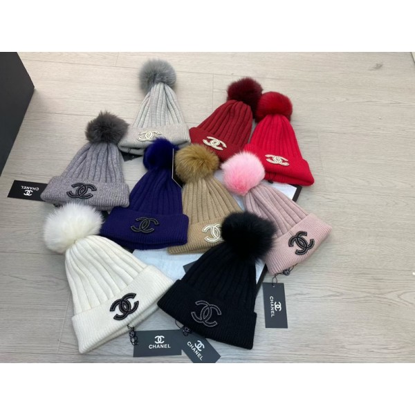 ブランドChanel シャネル女性用冬のポンポン付きビーニーハット 暖かい ニットキャップ かわいい 厚手のスローチーなスノーニットスカルスキーハット
