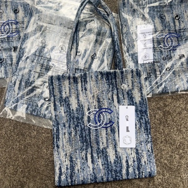 Chanel シャネルブランドショルダーバッグ 女性 ブランドデニムハンドバッグ ブランドキャンバスバッグ 大容量 ブランド手持ちバッグ鞄 おしゃれ 韓国 トートバッグ 30*28cm