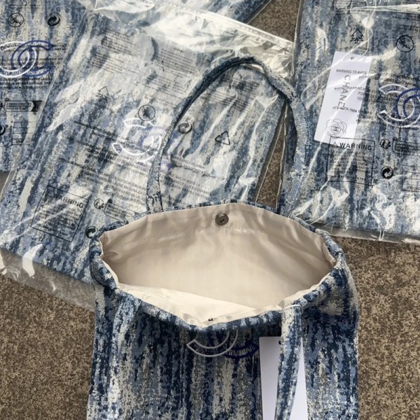 Chanel シャネルブランドショルダーバッグ 女性 ブランドデニムハンドバッグ ブランドキャンバスバッグ 大容量 ブランド手持ちバッグ鞄 おしゃれ 韓国 トートバッグ 30*28cm