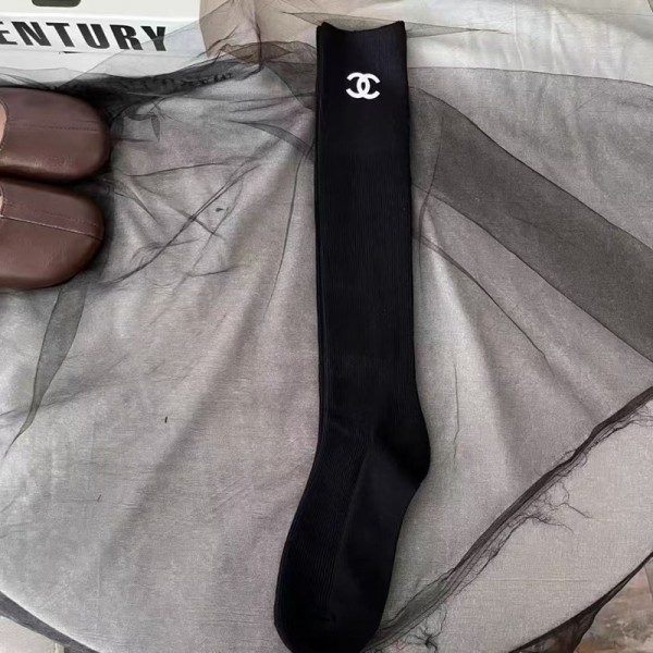 Chanel シャネルハイブランド ハイソックス ニーハイソックス レディース美脚・脚長効果 滑り止め 可愛い 女性用 靴下 ロングソックス 無地 柔らかい 伸縮性 防臭 着圧 膝下 通学 通勤 春 秋 冬用