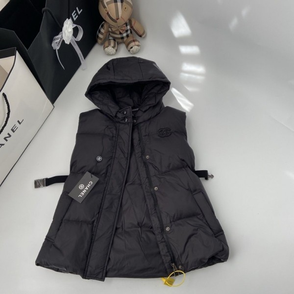 Chanel シャネルハイブランド子供ダウンベスト ガールズ 中綿ベスト 120-160cm ロングコート インナー 厚手 柔軟 無地 フィット ウルトラ ライト ダウン リラックス 男の子 女の子 可愛い 子供服 暖かい トップス アウター