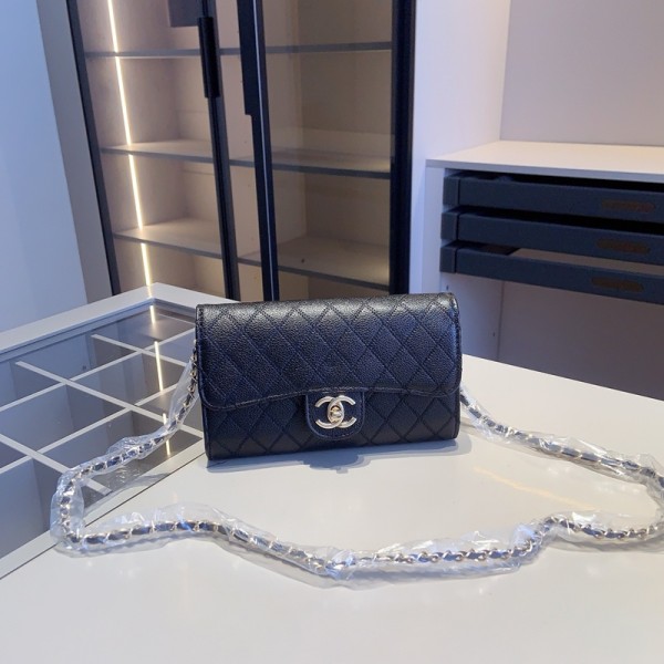 Chanel シャネルブランドショルダーバッグ 斜め掛けカバン ミニバッグ 3点セット ハイブランド肩掛けバッグ セレブ愛用 ブランド手提げカバン大容量