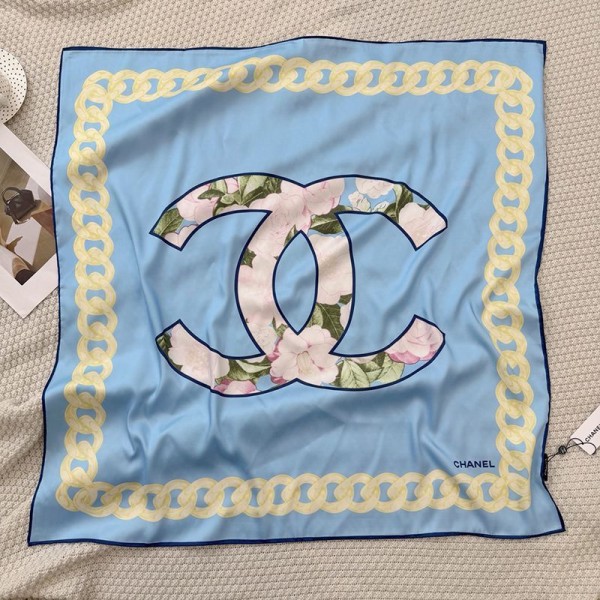 Chanel シャネルブランドスカーフ レディース 正方形 ネッカチーフ バンダナ ショール 髪飾り 90×90cm ヘッドバンド リボンスカーフ シルク風 バッグ飾り 巻き方 多機能 お洒落 通勤 海辺 旅行 春夏秋冬