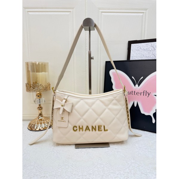 Chanel シャネル斜め掛けカバンハイブランドブランド手持ちバッグ鞄 レディース肩掛けバッグ ブランドカジュアルブランドミニバッグコーデ 