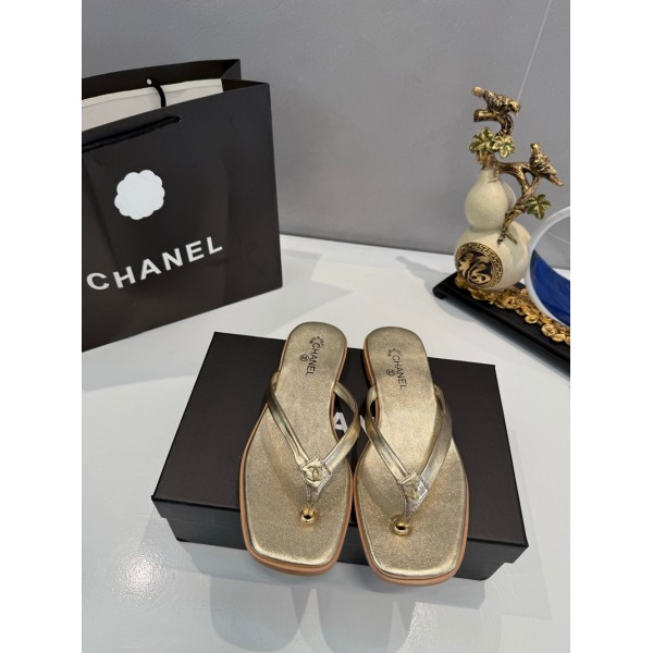 ブランドChanel シャネル女性向けビーサン ビーチスリッパ サンダル 履きやすい シンプル トング ビーサン レディース 黒 旅行