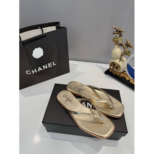 ブランドChanel シャネル女性向けビーサン ビーチスリッパ サンダル 履きやすい シンプル トング ビーサン レディース 黒 旅行